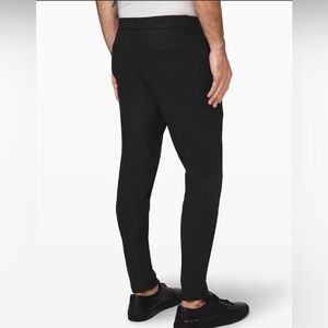NEOT Lululemon Commission Pant Skinny *34"
Black